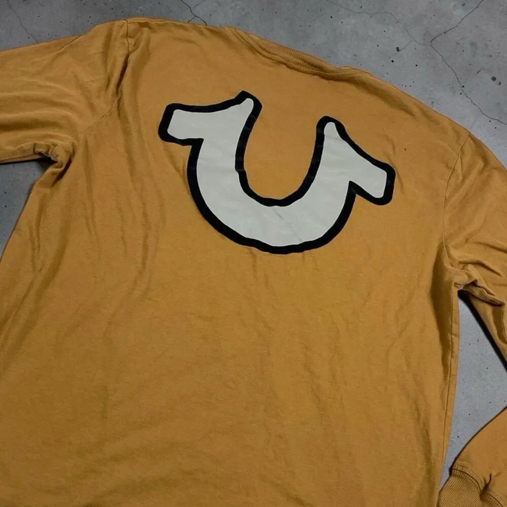 True Religion T Shirt Mens LARGE Orange Long Sleeve Crew Neck Graphic Print Logo